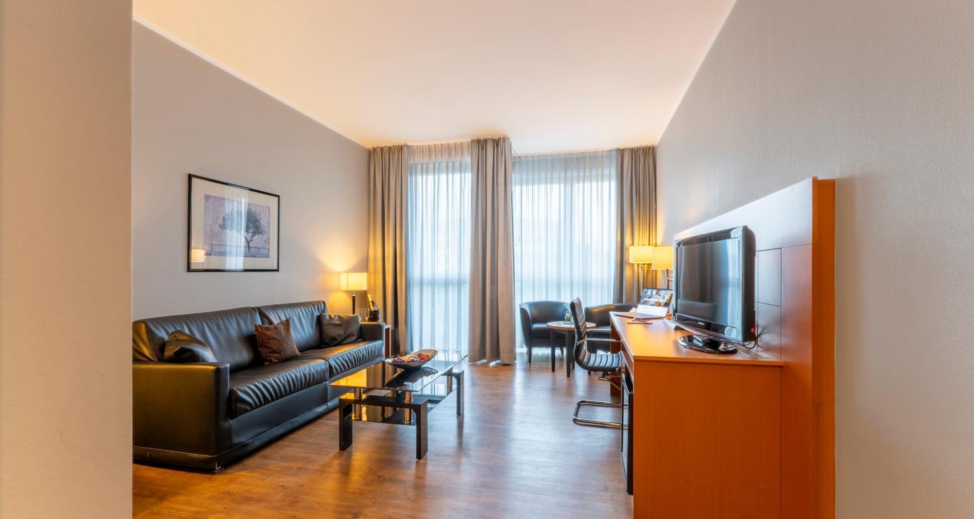 Plaza Premium Koeln Hotel Eksteriør billede