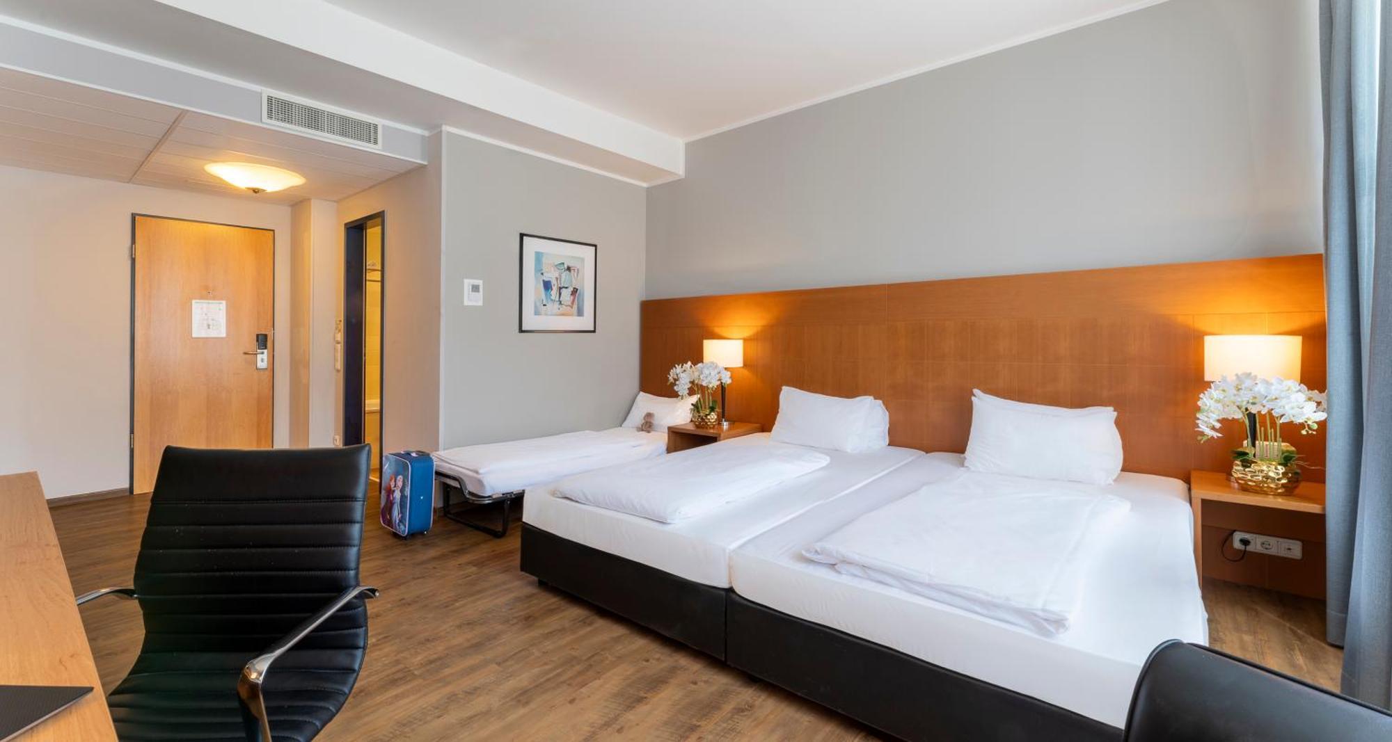 Plaza Premium Koeln Hotel Eksteriør billede