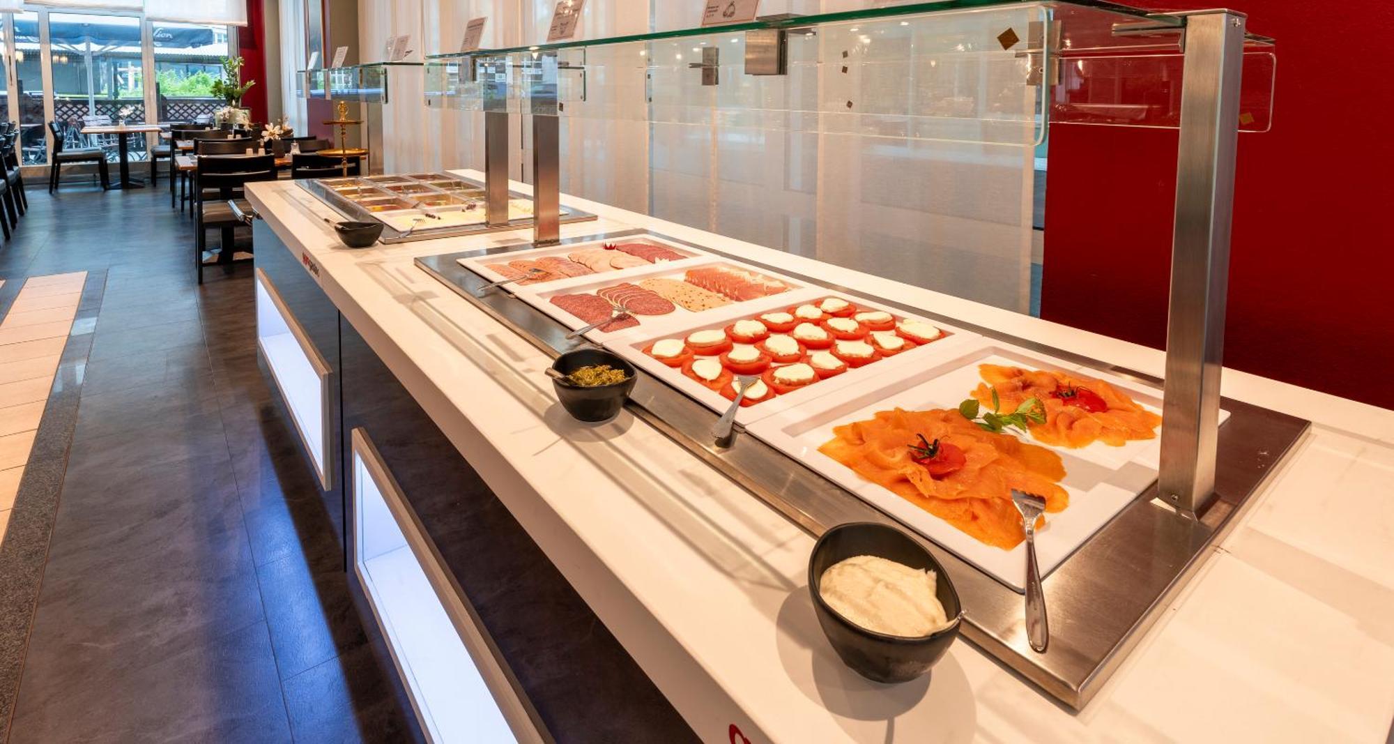 Plaza Premium Koeln Hotel Eksteriør billede