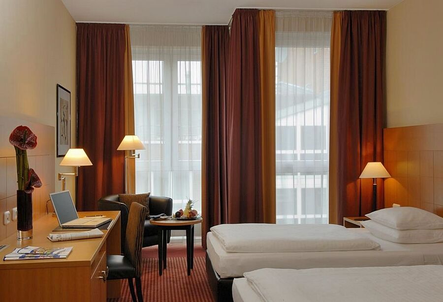 Plaza Premium Koeln Hotel Eksteriør billede