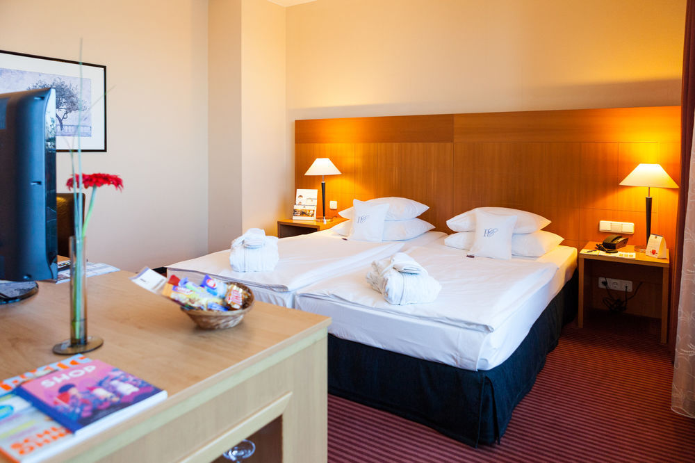 Plaza Premium Koeln Hotel Eksteriør billede